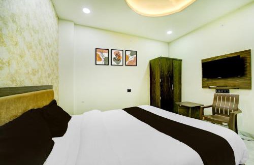 Indore Hotel | FabHotel Aurika Retreat
