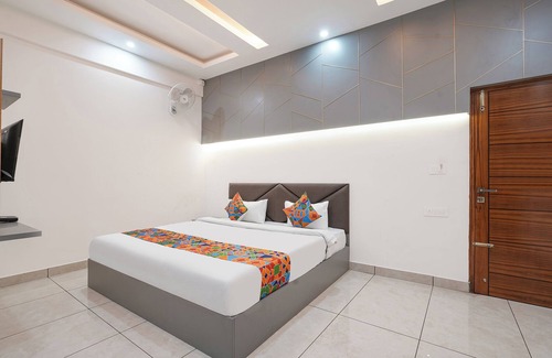 Narasapura Hotel | Fabhotel Ayodhya Palace