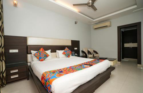 Gurugram Hotel | FabHotel Daffodils