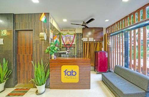 Indore Hotel | FabHotel Grand Stay Ambedkar Nagar