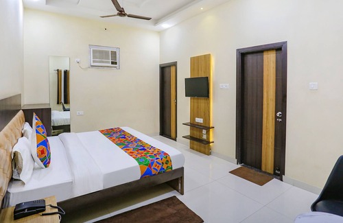 Kalyanpur Hotel | Fabhotel Sg Garden