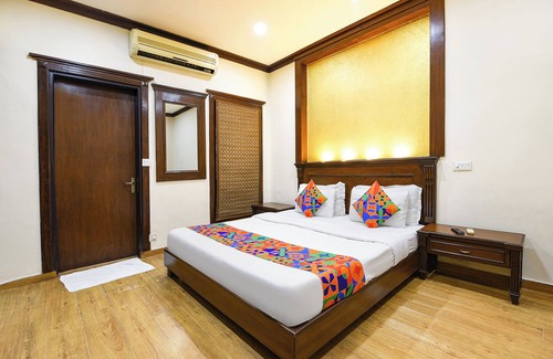 DLF Phase 3 Hotel | Fabhotel Siris 18