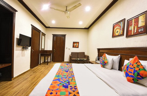 DLF Phase 3 Hotel | Fabhotel Siris 18