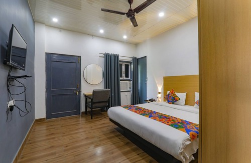 Kanpur Hotel | Fabhotel Super 3 Premium Ii