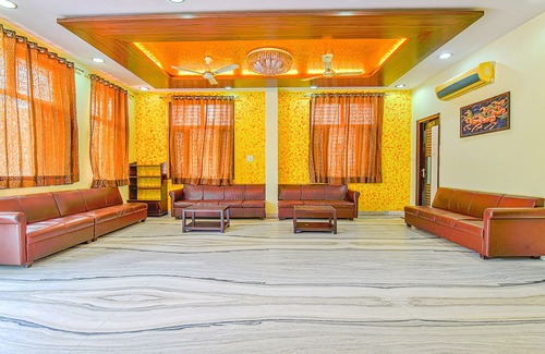 Shyam Nagar Hotel | Fabhotel The Grand Kailash