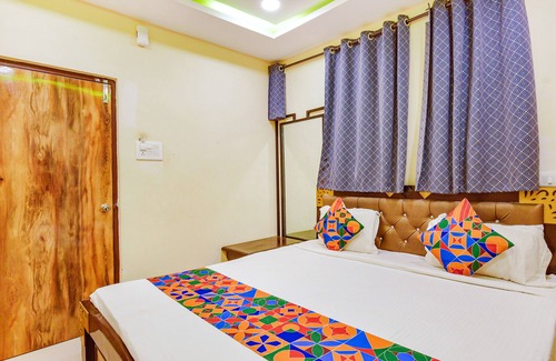 Shamshabad Hotel | Fabhotel Yogeshwara Grand