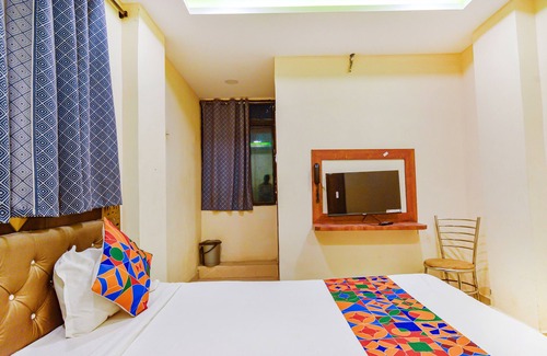 Shamshabad Hotel | Fabhotel Yogeshwara Grand