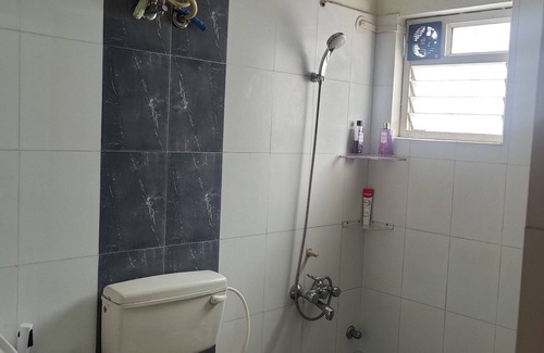Kalyan Nagar Apartment | Fabulous apartment room with WiFi in bustling Bengaluru