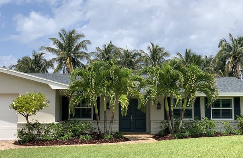 Indialantic House | FABULOUS BEACHSIDE HOME WITH HEATED POOL - PET FRIENDLY