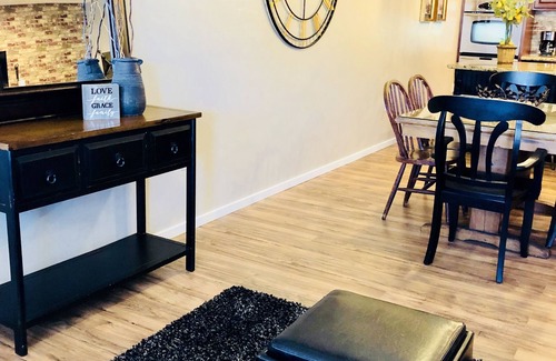Duck Creek Village Condo | Fabulous Find/NEW King CozyCondo Nestled in thePines/Hikn'/Central/Bryce/ZionGem