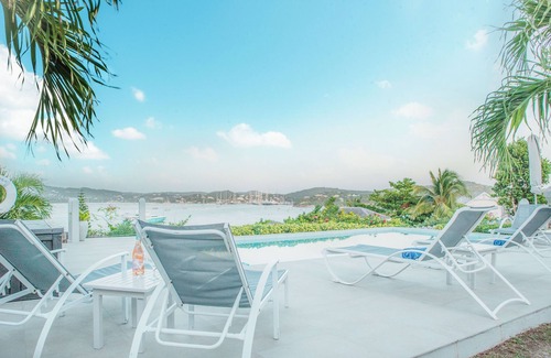 Falmouth Harbour Villa | Fabulous Ocean View Villa with Pool
