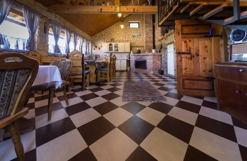 Gospic House | Fabulous Spa Villa with Private Pool and Sauna Sleeps 10