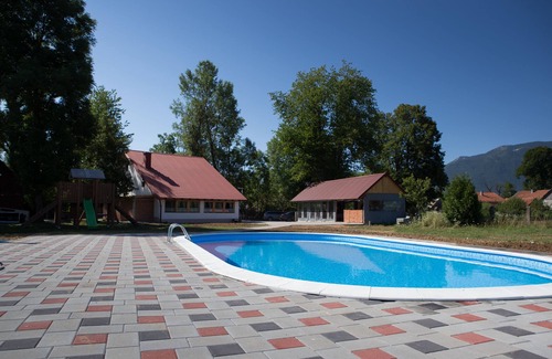 Gospic House | Fabulous Spa Villa with Private Pool and Sauna Sleeps 10