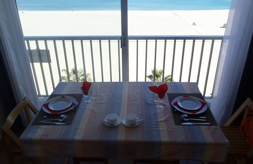 La Jetee Apartment | Face a la mer Plage et mer au Pied de L'immeuble vue mer Imprenable
