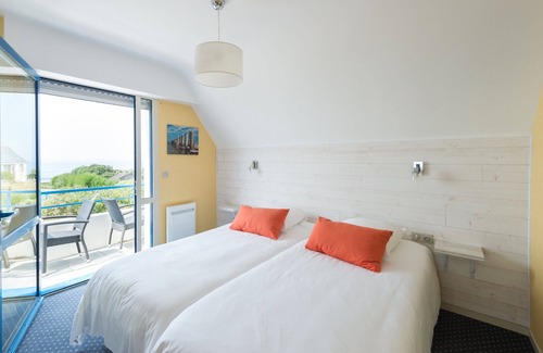 Pouldreuzic House | Face l'Océan apartment, Penhors