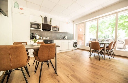 Nordhorn Apartment | FAIR BED 5 City Single Room with TV, WLAN, G.Kitchen