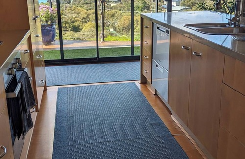 Fairhaven House | Fairhaven Beach House with Ocean Views and Tranquil Setting
