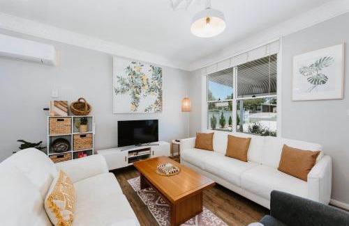 Central Mudgee House | Fairway Cottage - Mudgee Moments Made Together
