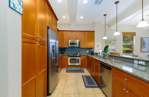 Kamuela Condo | Fairways 402- Mauna Lani Resort-Private Beach Club Access-Golf Course Front-3 BR