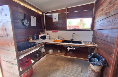 Rotoava Ski Chalet | FAKARAVA - Bungalow Seabreeze Family 3