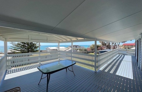 Falcon House | Falcon Beach cottage with ocean views