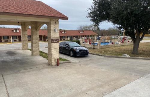 Zapata Hotel | Falcon Executive Inn