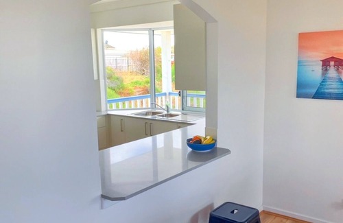 Falcon House | Falcon Family-Friendly Bayview Beach House