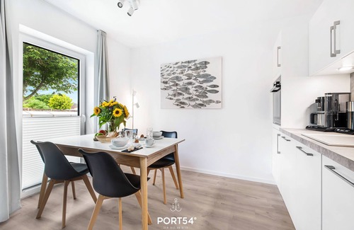 Emmelsbull Apartment | Falkenstern - for 4 persons, 30 min from Sylt, idyllic and absolutely quiet
