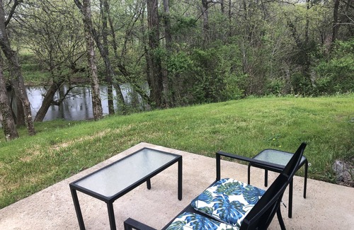Murfreesboro House | Fall Creek Cottage - Near I-840 and minutes to Superspeedway and Siegel Soccer.