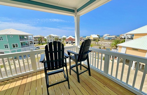 Morgantown House | Fall Dates on Sale! Pools, Tennis and Great Views!