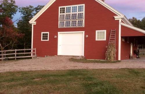 Tuftonboro House | Fall foliage coming soon!