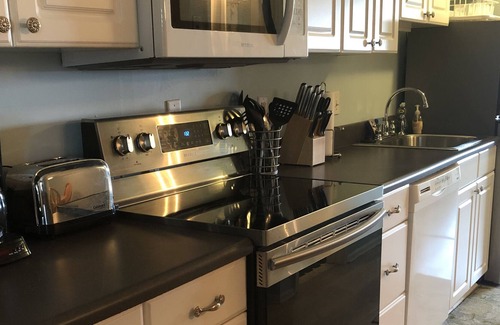 Admiral Estates Condo | Fall Weather Less Crowds in Cape May...1/2 Block to Beach!!