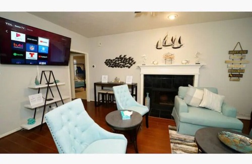 El Lago House | FAM☀️SEAHOMEHeatedPoolJacuzzi in Seabrook