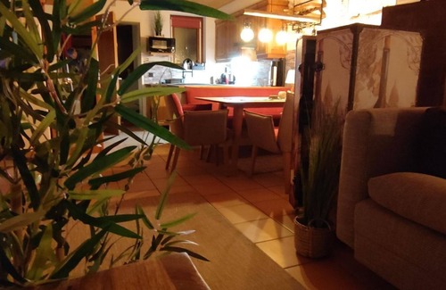 Kanzelhohe Apartment | Familien-garten-suite Kanzelhöhe