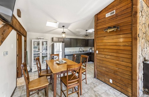 Forsyth House | Families&fishermen welcome!BullShoals/Taneycomo;2mi.boat ramp;18 mi. SDC&Branson