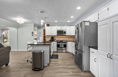 Overland Park House | Family and Large Group Friendly Suburb Home!