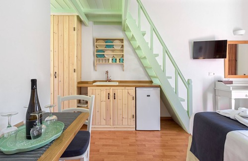 Pedi Apartment | Family Apartment with Sea View C, Symi