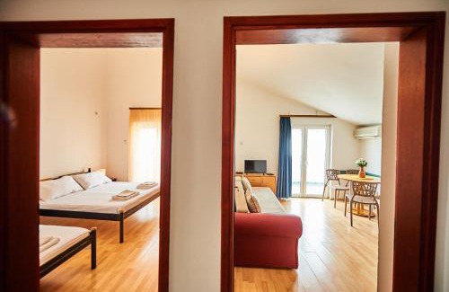 Velji Vinogradi Apartment | Family Apartments Mont Budva
