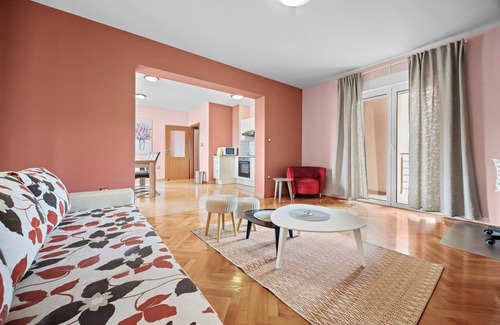 Suha Punta Apartment | Family Apt Lavanda (Neda) - Seafront, Rab Island