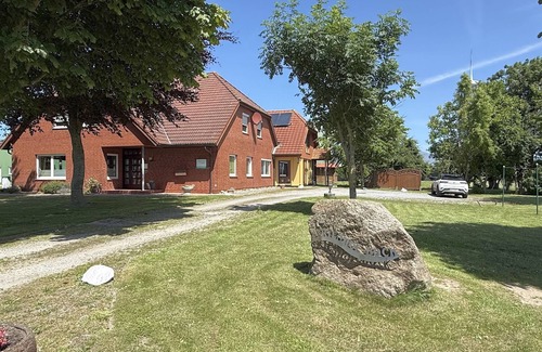 Friedrichskoog Apartment | Family bunk - Ferienhof am Meer - Construction site discount