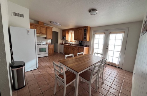 Drexel Heights House | Family Casita in the Sonoran Desert - Nearby Park, Trails, Shops & Restaurants