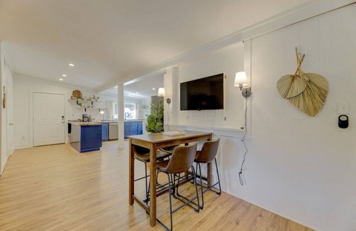 Leesville House | Family Compound Getaway on Lake Murray | Leesville