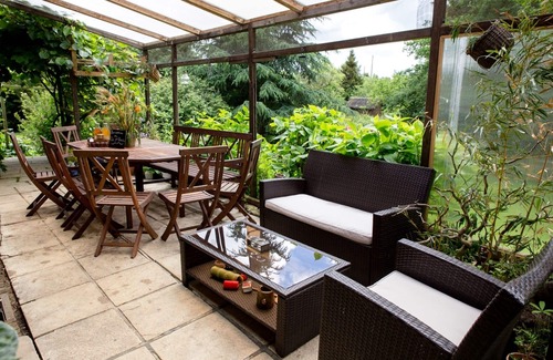Tourville-sur-Arques House | Family cottage by the water, 9 people, 3 bathrooms, fireplace, 10 km from DIEPPE