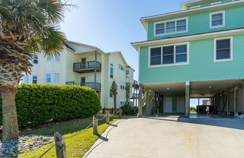 Emerald Isle House | Family & Dog Friendly Oceanfront