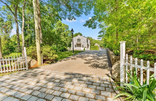 Barnstable House | Family Escape Luxury Retreat with Heated Pool&Firepit
