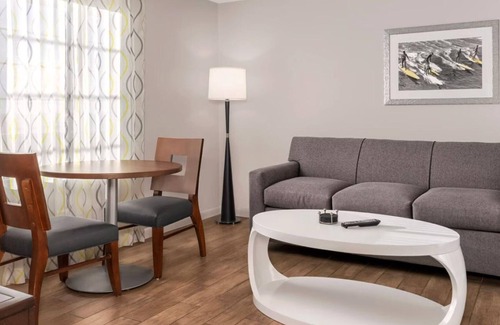 Daytona Beach Resort | Family-Friendly 2BR Suite at Ocean Walk - Beach & Pools Await