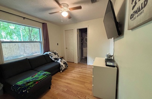 Port Orange House | Family-Friendly 3-bedroom house in Quiet Neighborhood in Coastal Port Orange