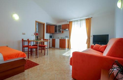 Nevidane Apartment | Family-friendly apartments with swimming pool Nevidjane, Pasman - 18054