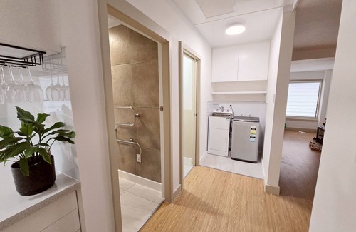 Upper Riccarton House | Family-Friendly House in Riccarton- Clean and Convenient