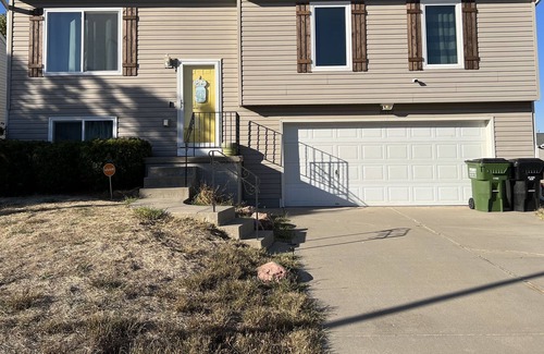 Chalco House | Family Friendly Home in Southwest Omaha